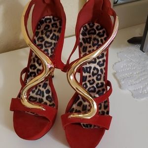 Bebe hight heels, color red